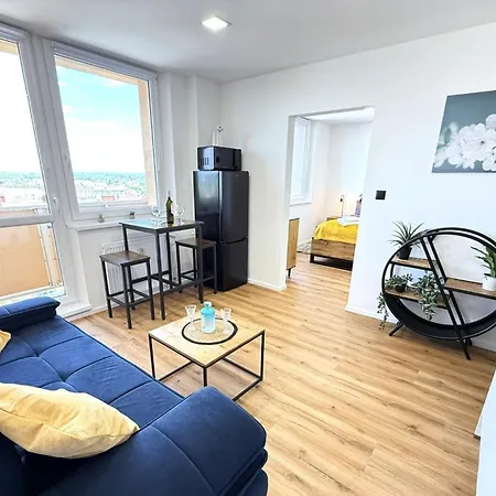 Sky View 10 Patro דירה